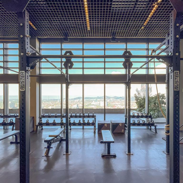 Luxury 27th-Floor Condo near Historic Downtown - One-Bedroom Apartment - 35