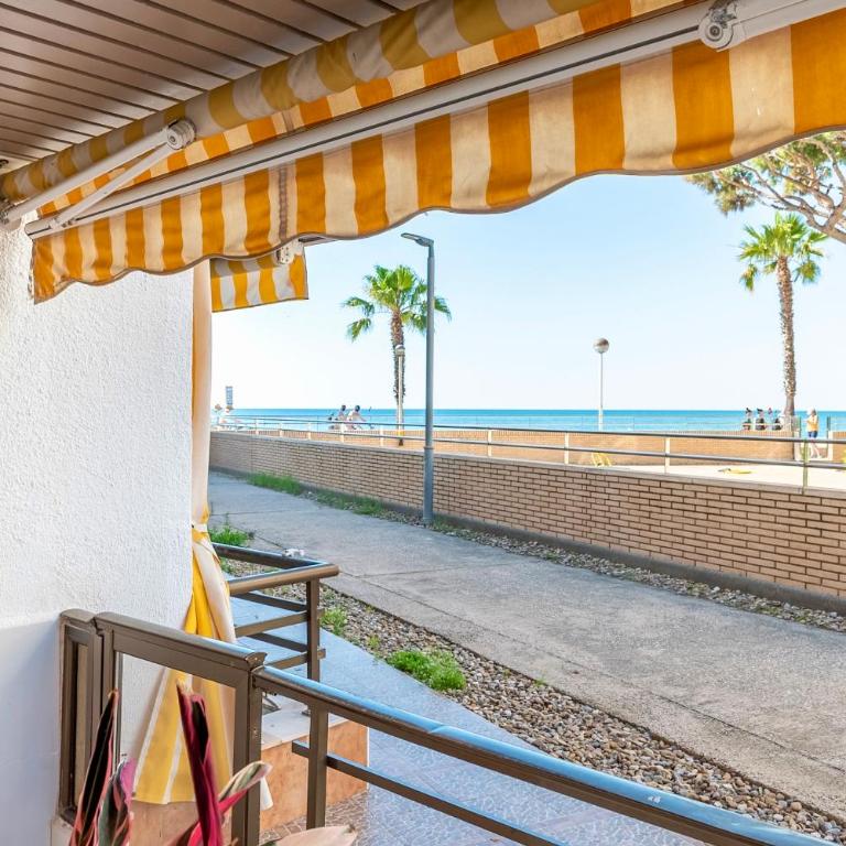 Planta baja con acceso directo a la playa AC - Apartamento de 1 dormitorio - 2