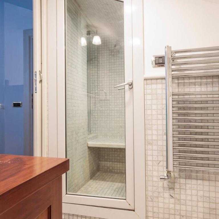 Attico vista panoramica San Pietro Luxury sleep - Appartamento con 3 Camere da Letto - Piano Alto - 28