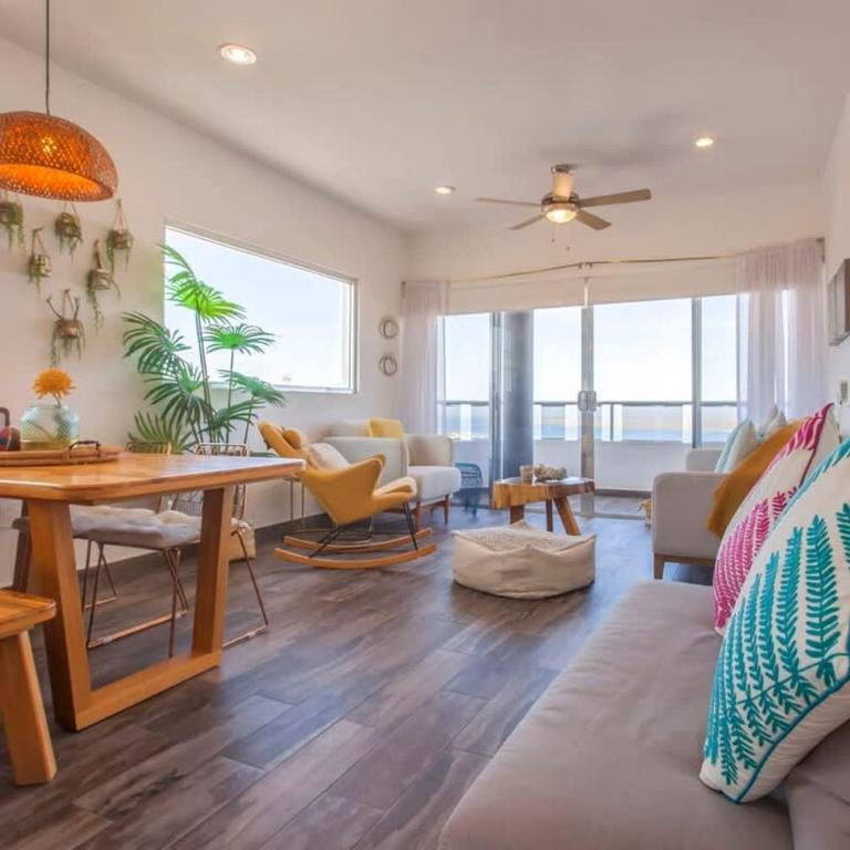 Spectacular Views Pools Walk to Malecon - Apartamento - 5