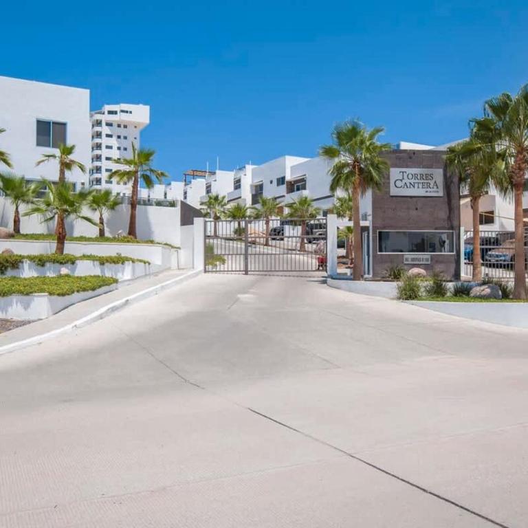 Spectacular Views Pools Walk to Malecon - Apartamento - 40