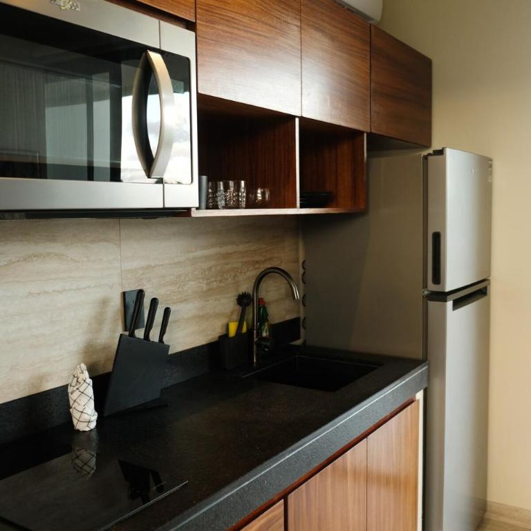 Sky Pool Suite - 4 Guests - Near the Beach - Apartamento de 1 dormitorio - 27