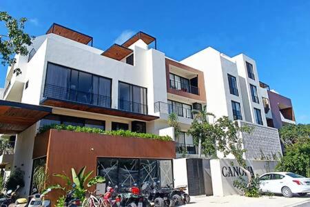 Sky Pool Suite - 4 Guests - Near the Beach - Apartamento de 1 dormitorio - 52