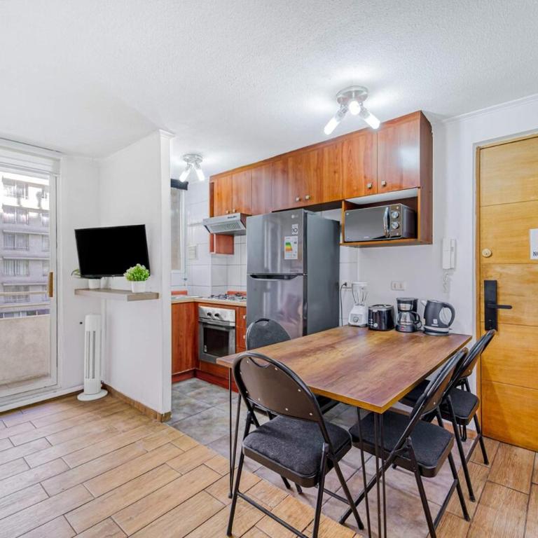 Live Downtown 2BR Apartment 2TV near Downtown - Two-Bedroom Apartment - 9