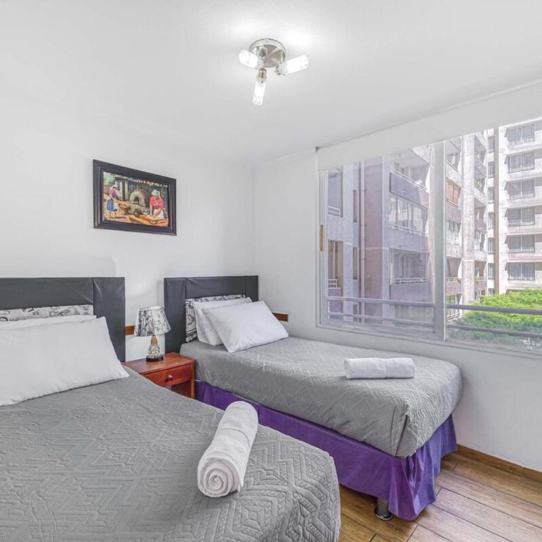 Live Downtown 2BR Apartment 2TV near Downtown - Two-Bedroom Apartment - 10