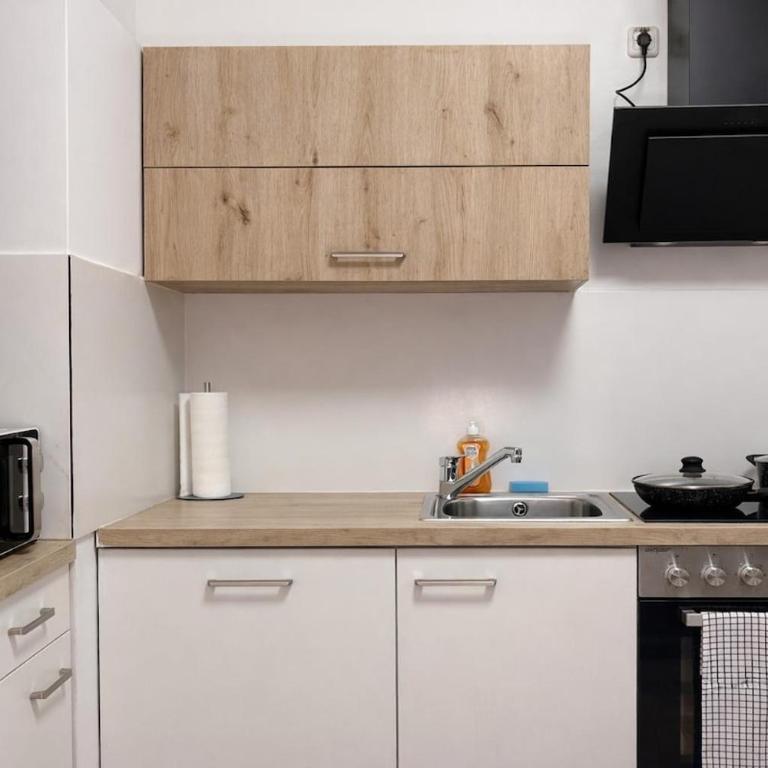 Donau Hauptplatz Haven, 2 mins to the River - Apartment mit 1 Schlafzimmer - 4