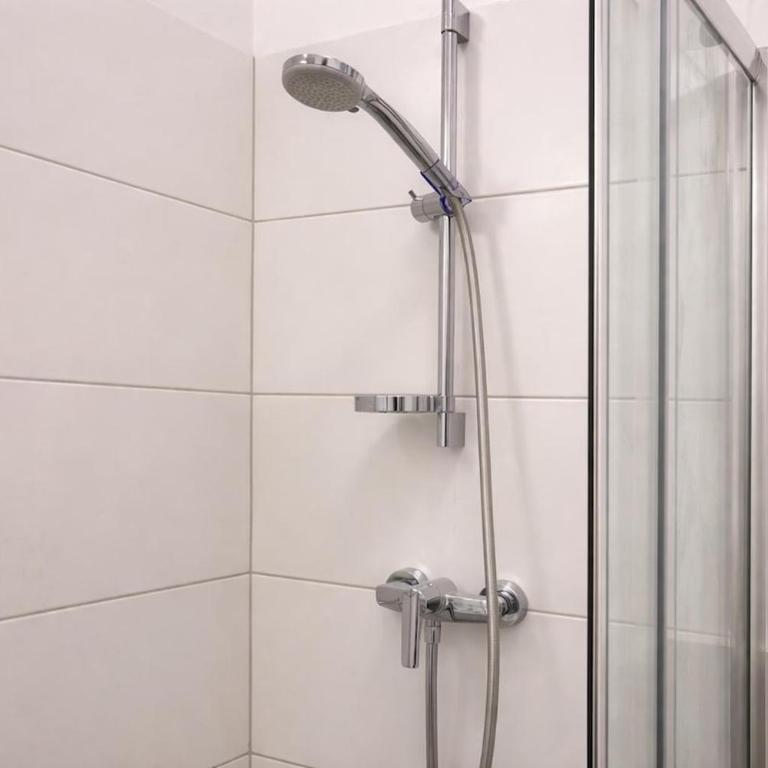 Donau Hauptplatz Haven, 2 mins to the River - Apartment mit 1 Schlafzimmer - 5