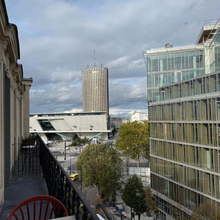 Eiffel View - Elegant 1BR - Terrace - Appartement 1 Chambre avec Balcon et Vue sur la Ville - 9