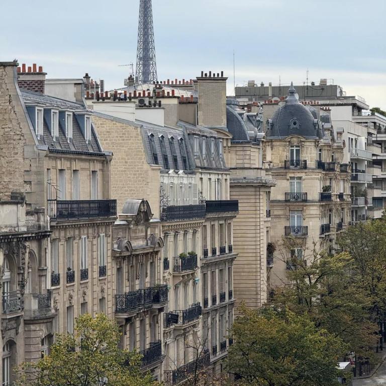 Eiffel View - Elegant 1BR - Terrace - Appartement 1 Chambre avec Balcon et Vue sur la Ville - 10