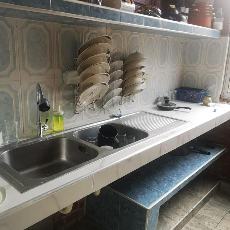 acogedor apartamento - Three-Bedroom Apartment - 10