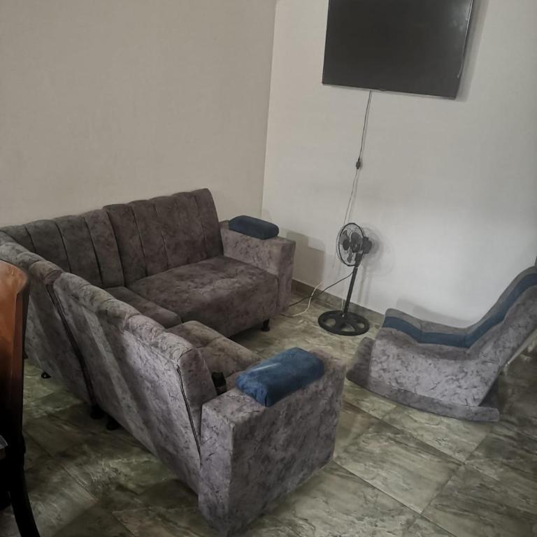acogedor apartamento - Three-Bedroom Apartment - 12
