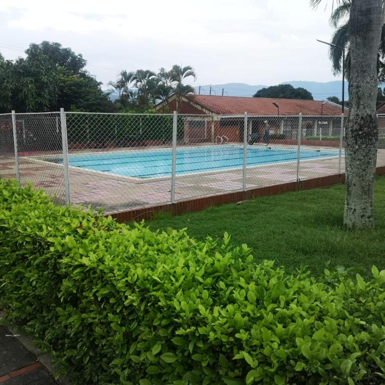 acogedor apartamento - Three-Bedroom Apartment - 15