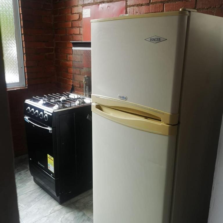 acogedor apartamento - Three-Bedroom Apartment - 16