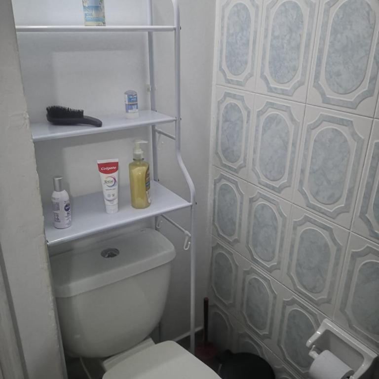 acogedor apartamento - Three-Bedroom Apartment - 17