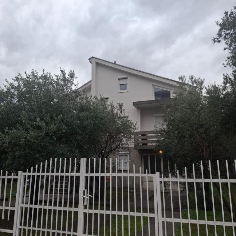 Kuća - Two-Bedroom Villa - 3