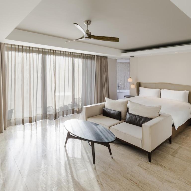 Hyatt Centric Playa del Carmen - Downtown House & Beach House - Panoramic Suite with Ocean Front - Beach House - 1
