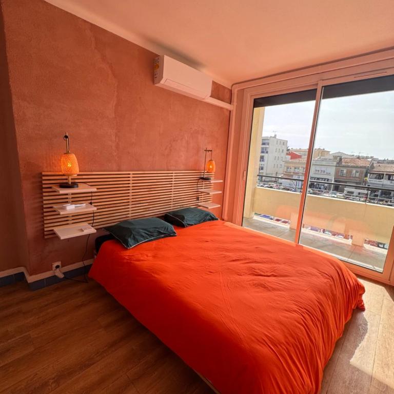 T2 Rénové Climatisé - Plage à Pied - 4 pers - Centre Palavas - Quai Paul Cunq - LaConciergerieByNina - Appartement 1 Chambre - 6