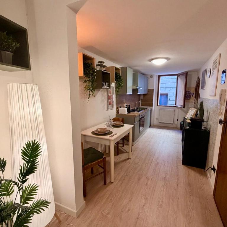 Romantic Apartment 2 min from Piazza del Campo - Appartamento con 1 Camera da Letto - 11