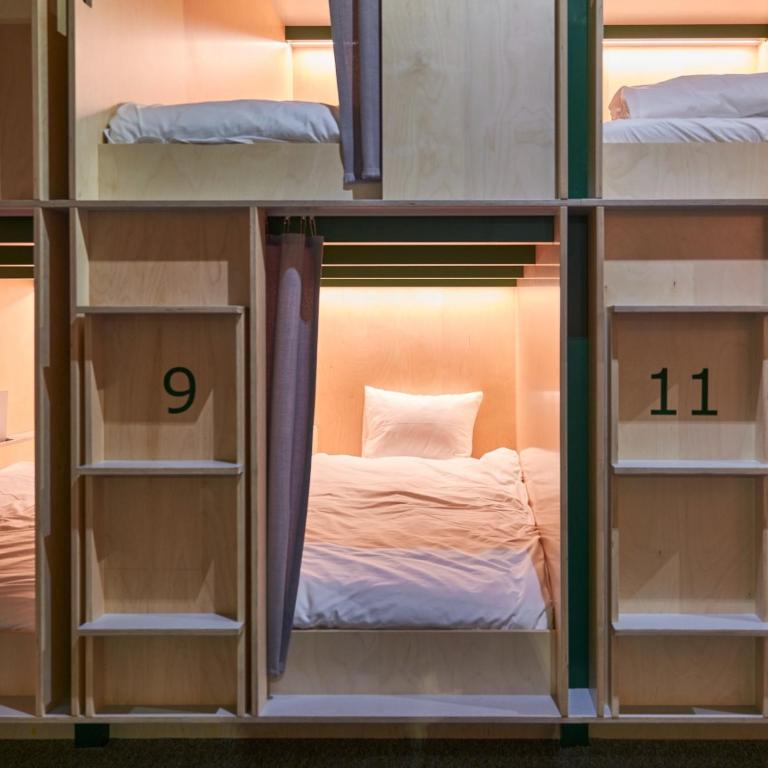 Green Marmot Capsule Hotel Genève - Self check-in - Lower Capsule - 2