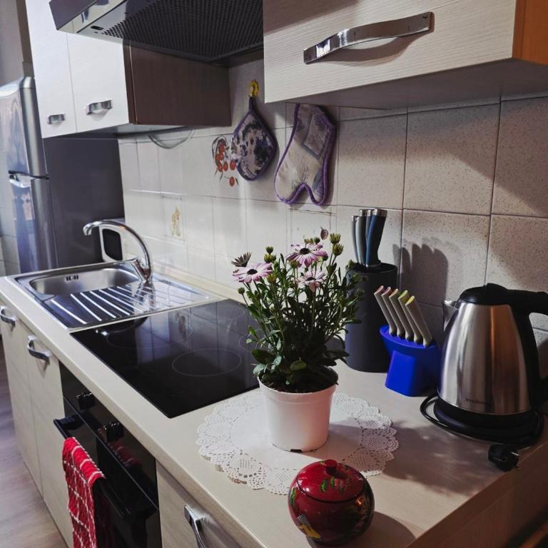 Casa Tua a Porta Maggiore - Appartamento con 3 Camere da Letto - 50