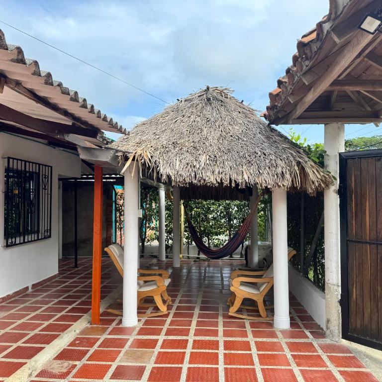 Casa Cabaña Elena - Coveñas - Four-Bedroom Vacation Home - 2