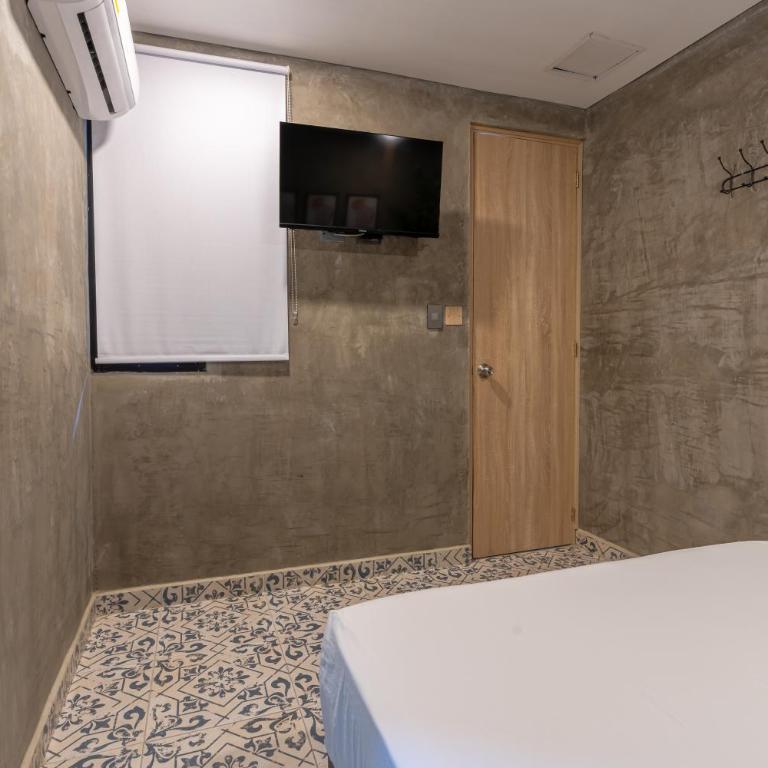 Casa Presentacion Adaz Hotel - Standard Double Room - 4