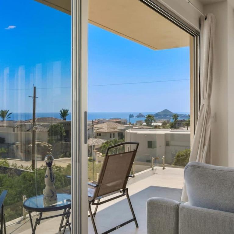 Modern 2BR with Stunning Arch and Sunset Views - Apartamento - 5