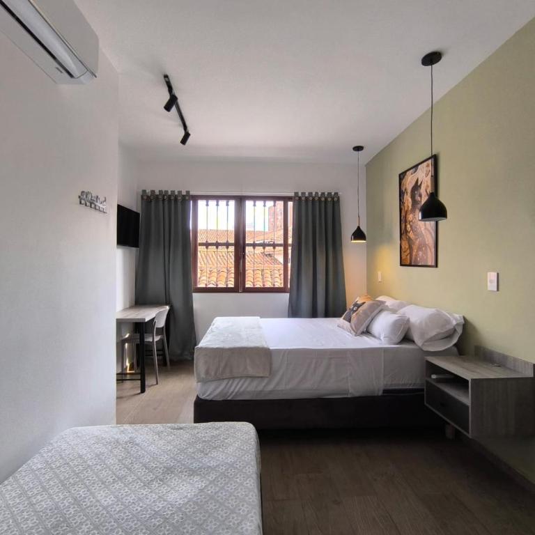 El Gato del Boulevard - Habitación Triple con vistas a la ciudad - 4