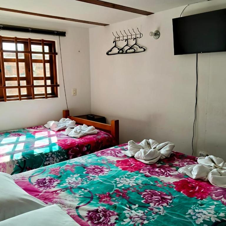 Casona Antonio Ricaurte H&P - Deluxe Family Room - 2