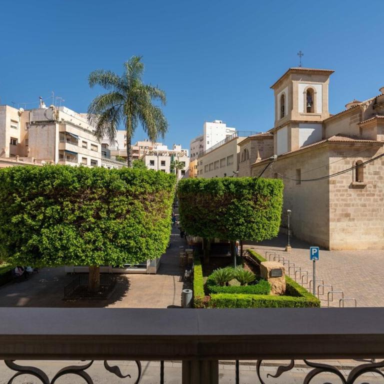 Alma Suites en Plaza Virgen del Mar, pleno centro de Almería con 3 dorm y vistas - Apartamento de 3 dormitorios con vistas al parque - 38