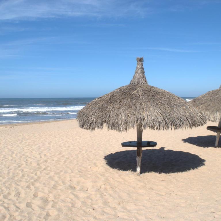 Casa Cerritos Resort a 100 m de la playa - MZT LC - Three-Bedroom Vacation Home - 1