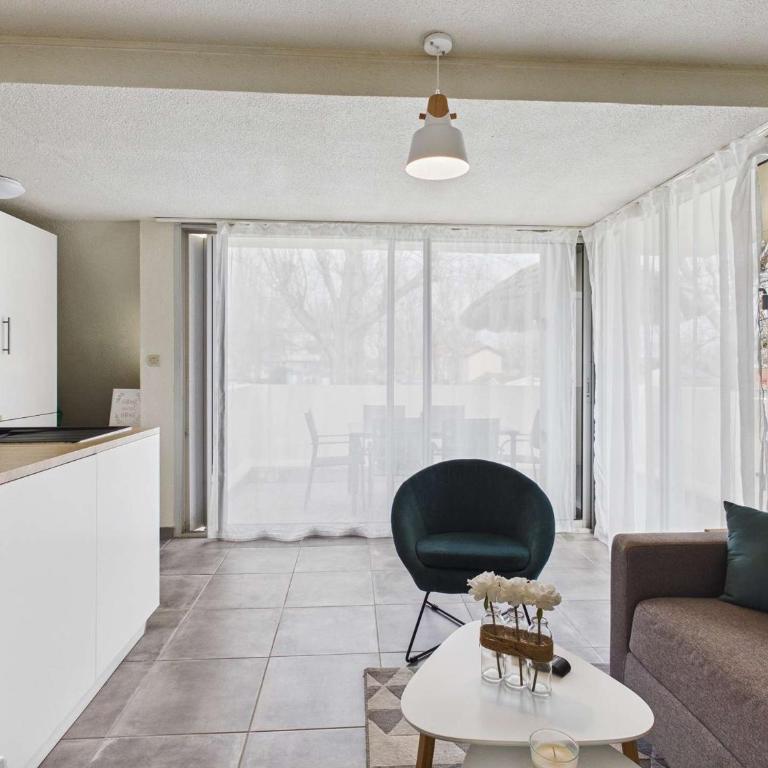 Appartement rénové avec parking - pers. - FR-1-326-874 - Apartamento - 11