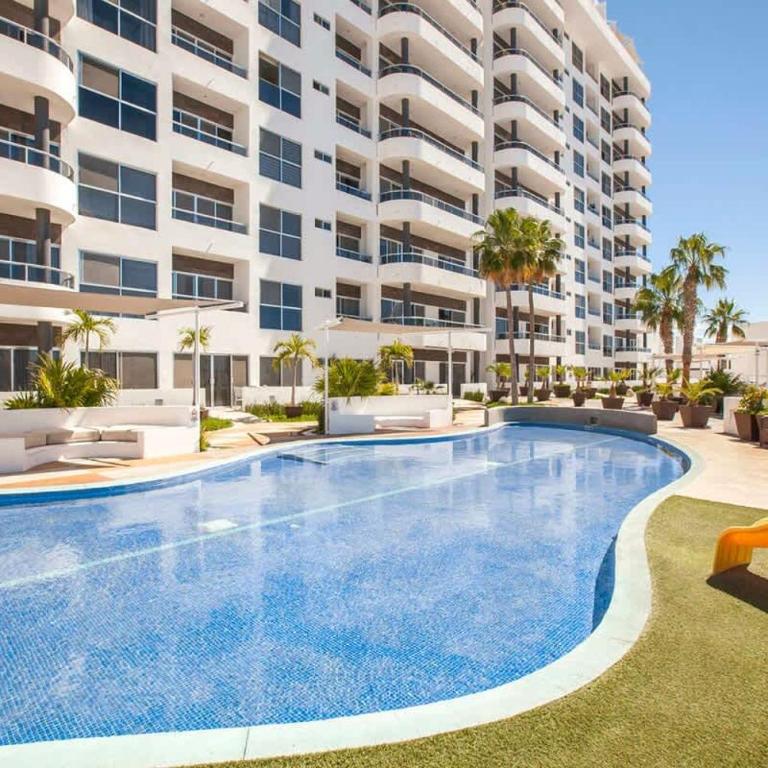 7th-floor incredible ocean view 2 pools - Apartment - 34