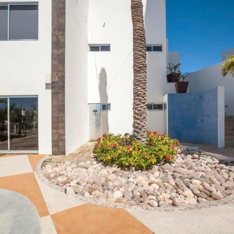 7th-floor incredible ocean view 2 pools - Apartment - 43