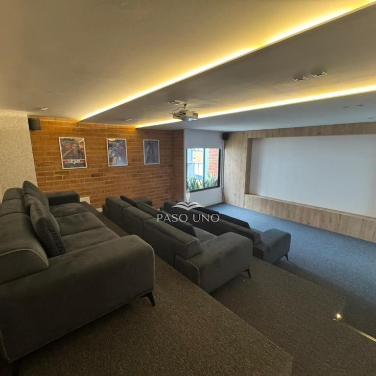Apartamento Cerca a Embajada Americana y Solca en Centro Norte GYM - Two-Bedroom Apartment - 13