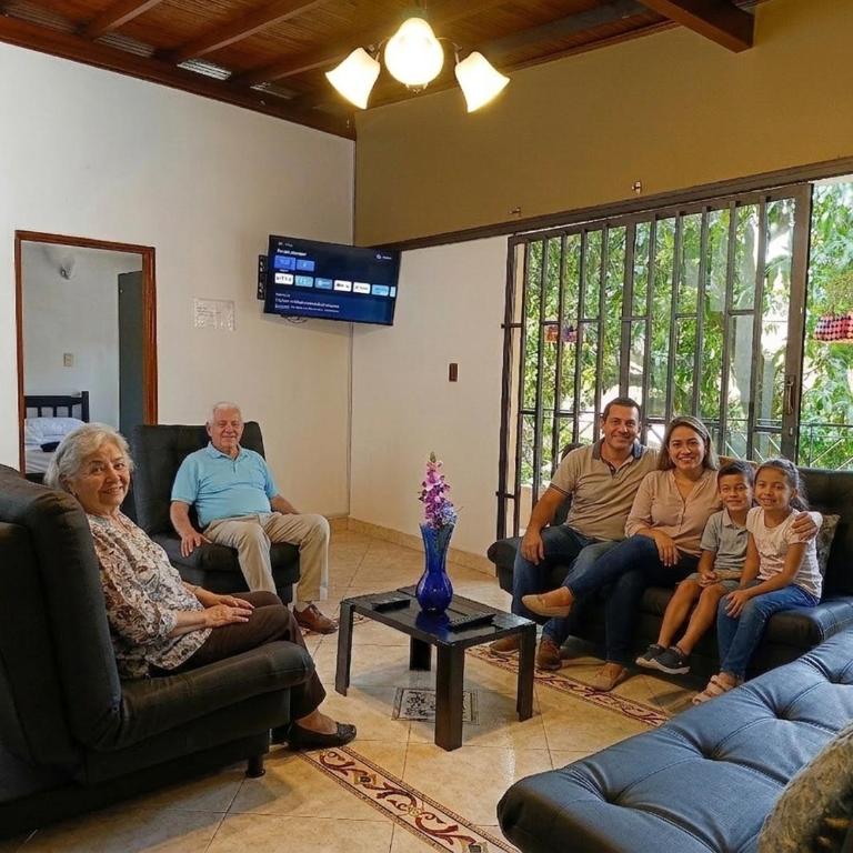 !Hermosa Casa en el Mejor lugar de Medellín! - Casa de 4 dormitorios - 5