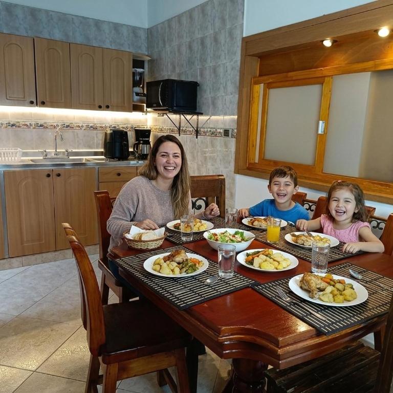 !Hermosa Casa en el Mejor lugar de Medellín! - Casa de 4 dormitorios - 4