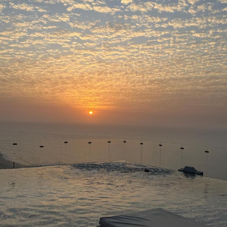 Murano Centro1 26floor,rooftop,infinity pool & views byIMZ - Two-Bedroom Apartment - 18