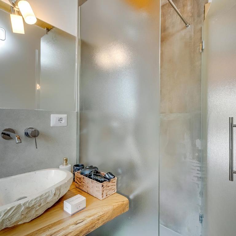 Residenza Lugana - One Bedroom Apartment with Shared Terrace 1 - 15