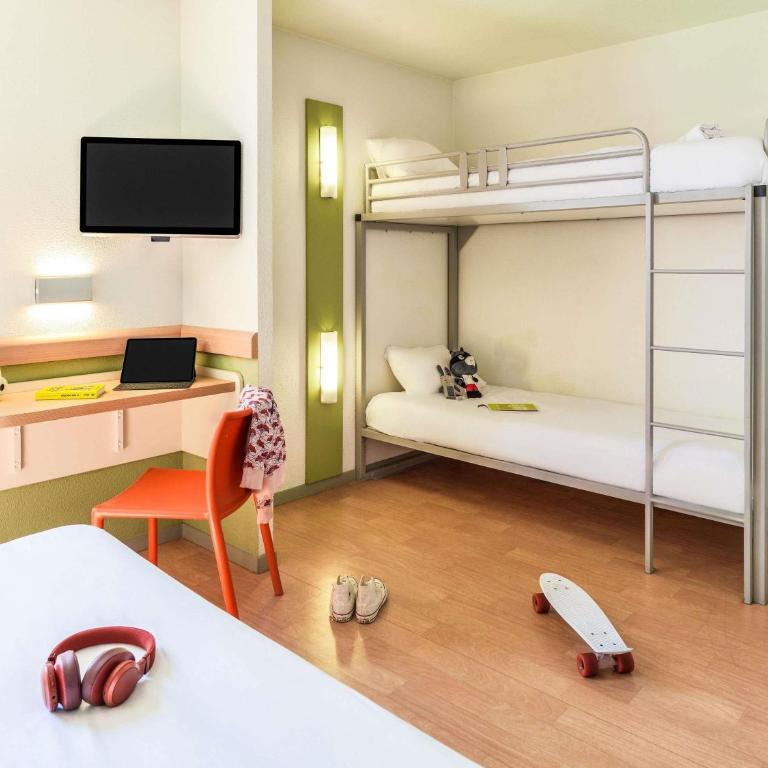 ibis Budget Clermont Ferrand Centre Montferrand - Chambre Familiale - 1