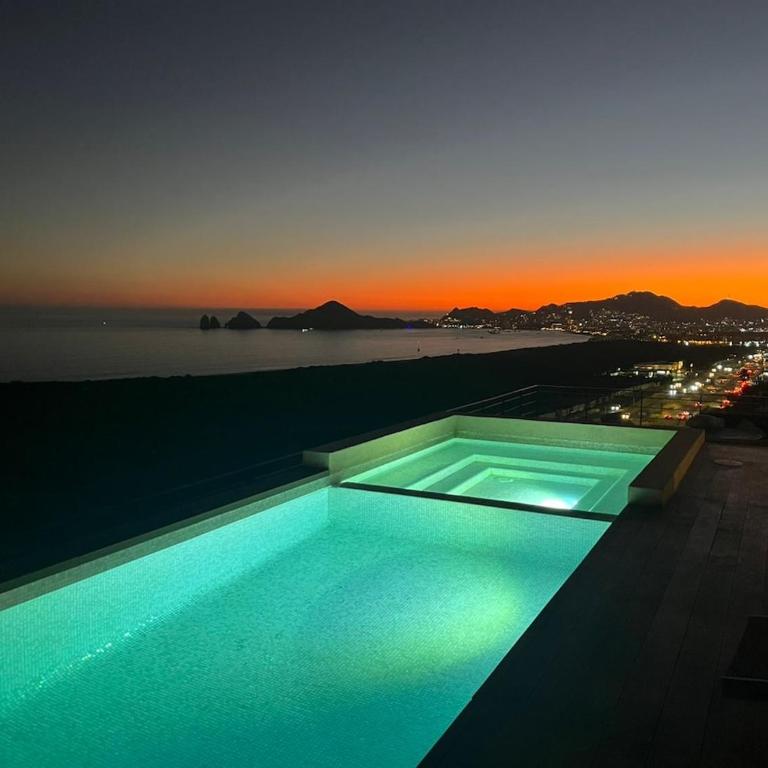 Arch View Luxury Condo with Heated Rooftop Pool and Jacuzzi - Apartamento de 2 dormitorios - 1