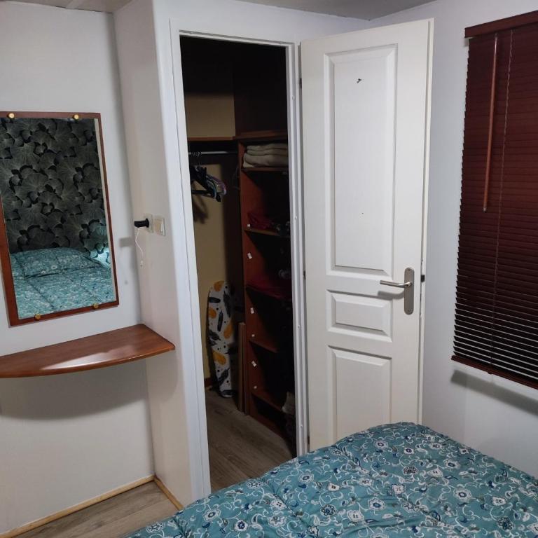 Grand Mobil Home Camping "Les Pins Maritimes" 4 étoiles 200m de la Plage - Mobile Home - 17
