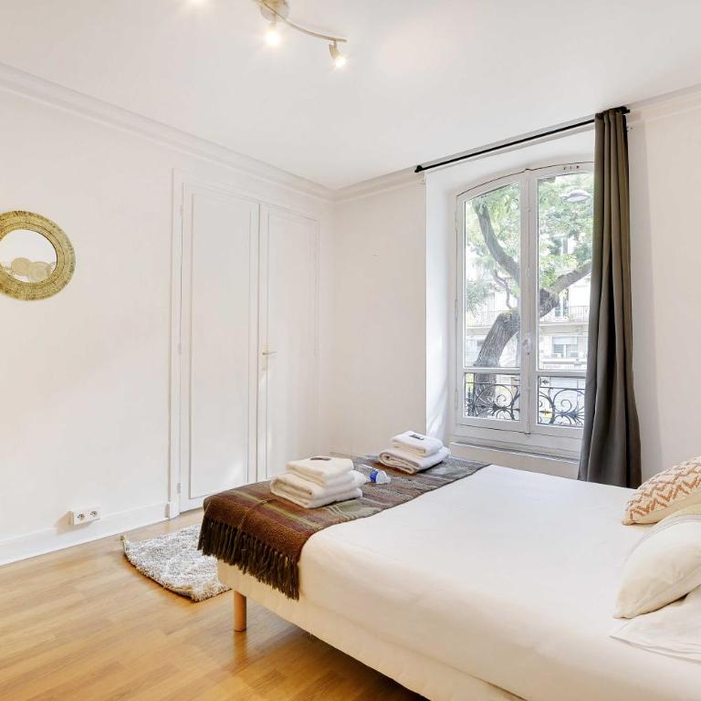 Chic apartment - 3BR 10P - Gare de l'Est République - Appartement 3 Chambres - 6
