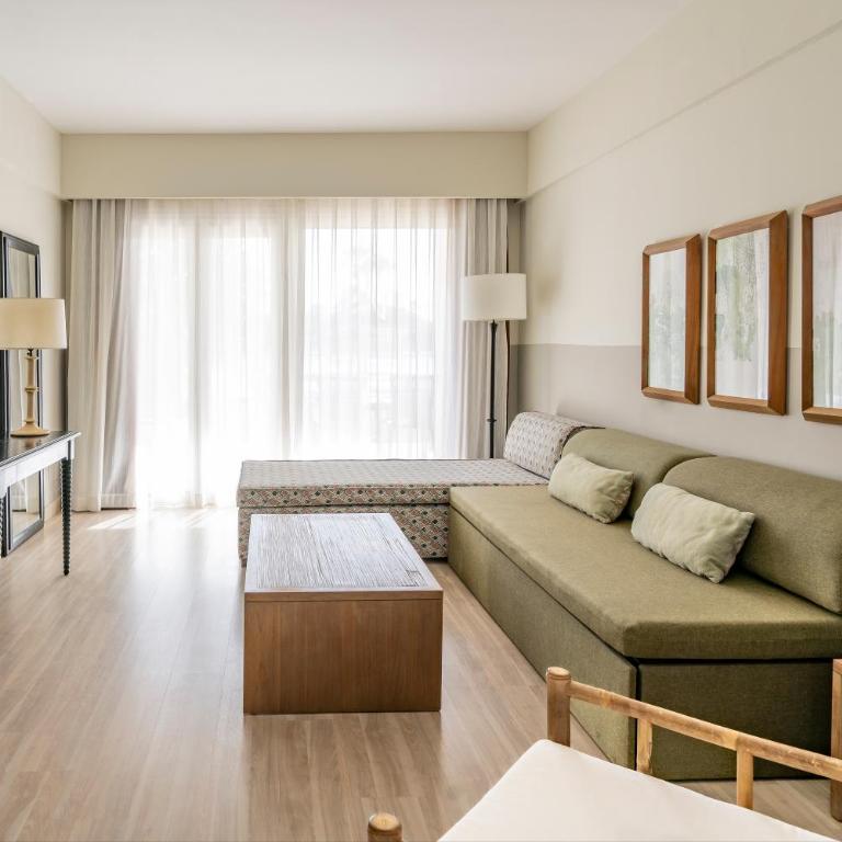 Vincci Resort Costa Golf - Suite Junior con acceso al jardín (2 adultos + 1 niño) - 2