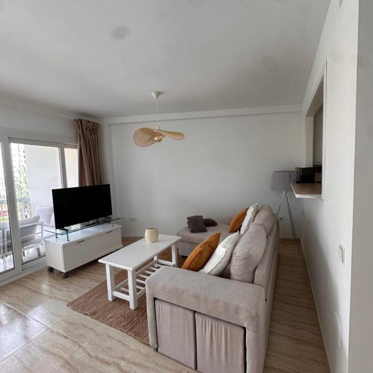 Zafiro Apartment Benidorm - Apartamento de 2 dormitorios - 3