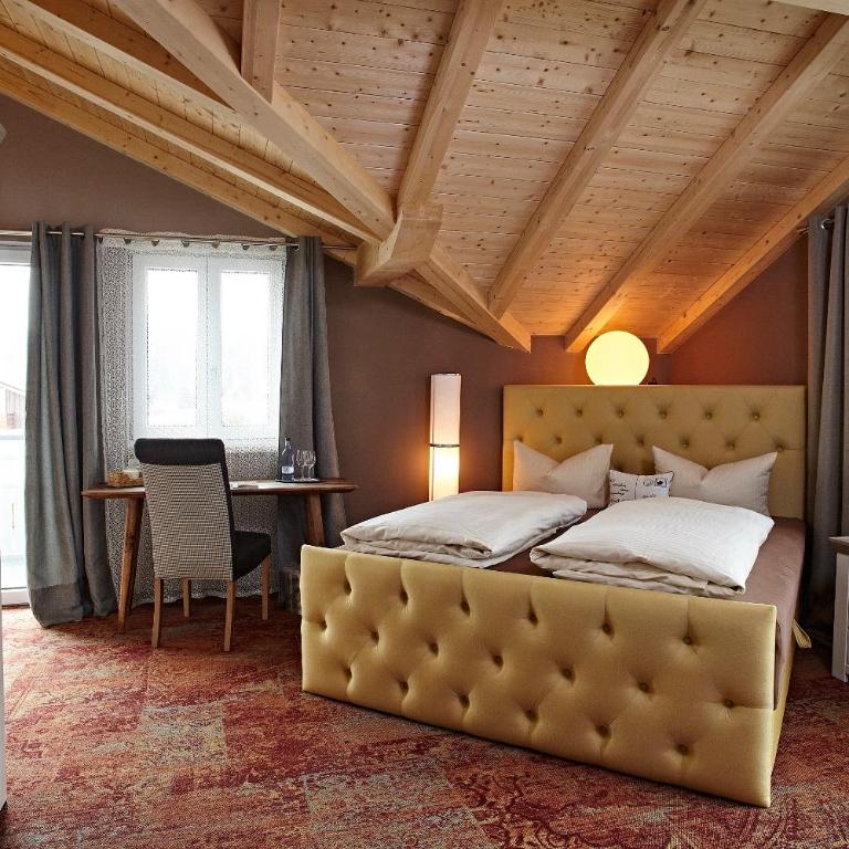 Vintage Hotel Charivari- Sommer Hörnerbahnen kostenlos mit Restaurant - Superior Familienzimmer - 1