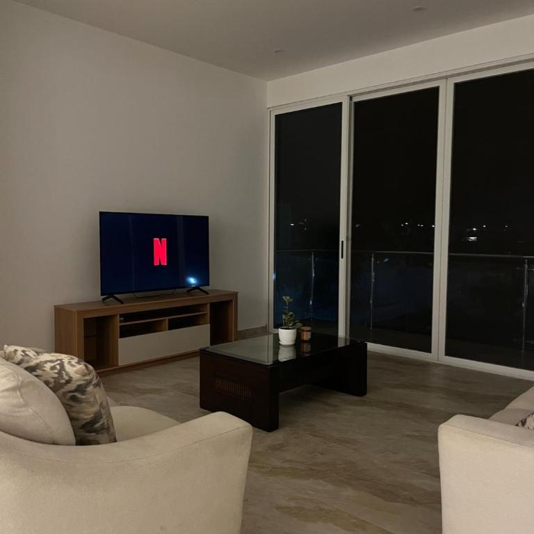 Casa de campo en Chincha con piscina privada y parrilla hasta 14 personas - Casa de 4 dormitorios - 12