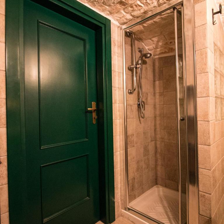 Maison MilleOttocento - Camera Doppia con Letti Singoli con Bagno Privato - 15