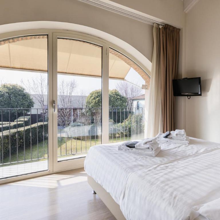 Ah Palazzo Trebeschi Apartments Resorts - One-Bedroom Standard Apartment - 19