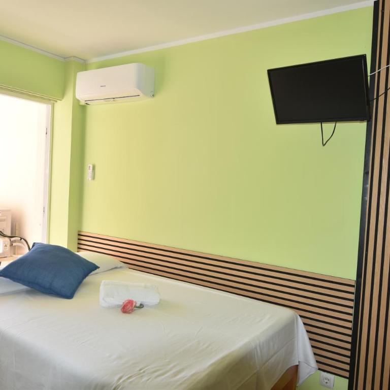 RNET - 600 Studio Isla de Roses 27A - One-Bedroom Apartment - 4